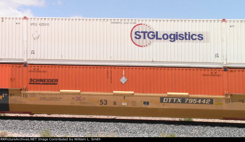 EB Priority Container Frt @ Erie 35